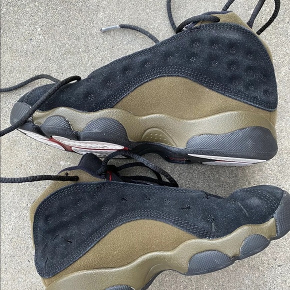 Nike Jordan Xlll Olive Kids Size 13C Rare - Picture 4 of 7